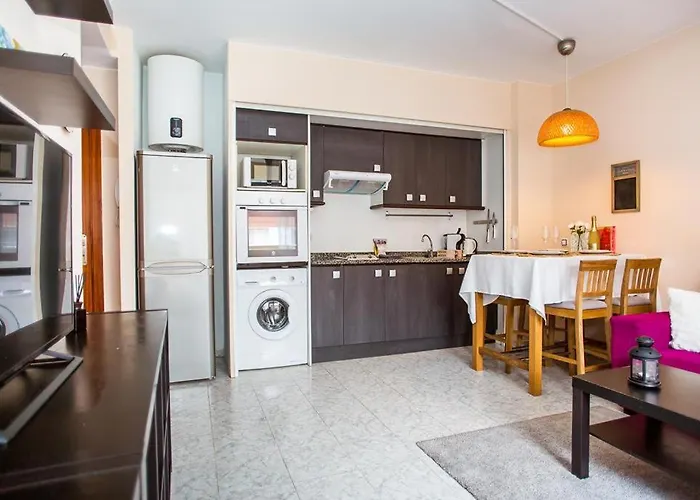 Al11 Apartment *